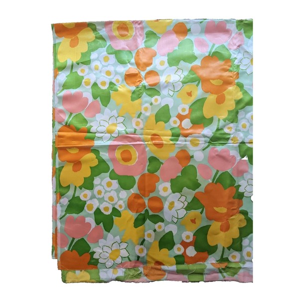 Vintage Mid Century‎ Large Scale Floral Satin Fabric Marimekko-like 44" by 120" - Picture 3 of 9